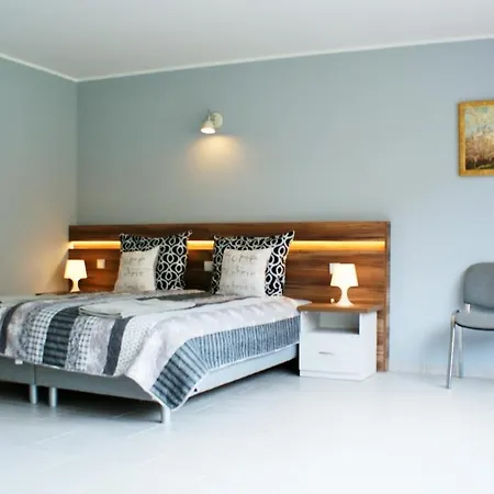 民宿 Bryza 梅彻林基