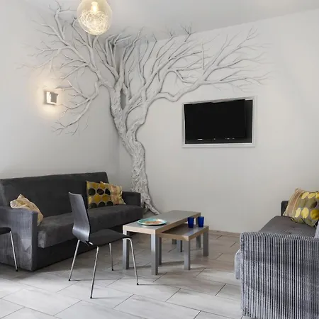 홈스테이 Bryza 메헬린키