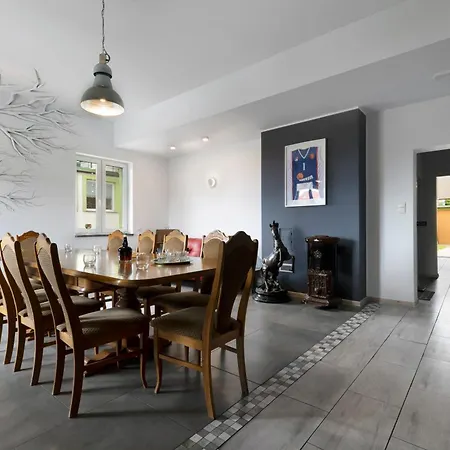 홈스테이 Bryza 메헬린키