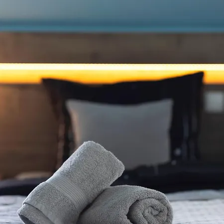 Bryza 홈스테이 메헬린키